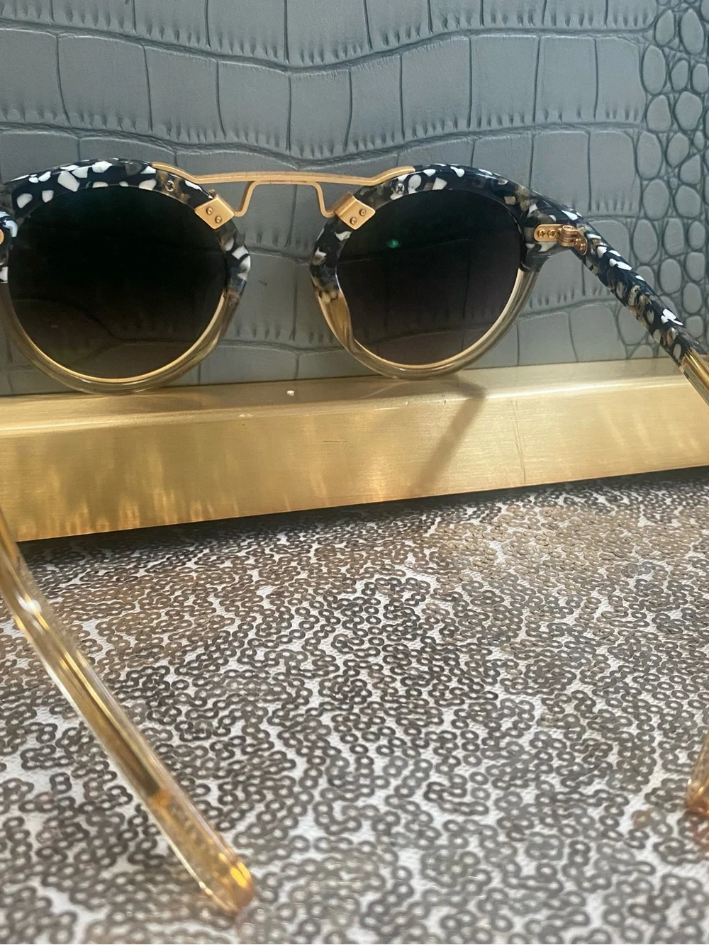 Gold-Tone Round Sunglasses with Black Patterned Brow and Purple Gradient Lenses
